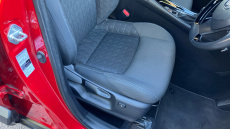 Toyota C-HR 1.8 Hybrid Design 5dr CVT Hybrid Hatchback